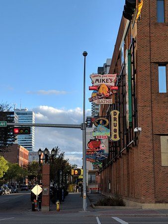 Neon Sign Museum