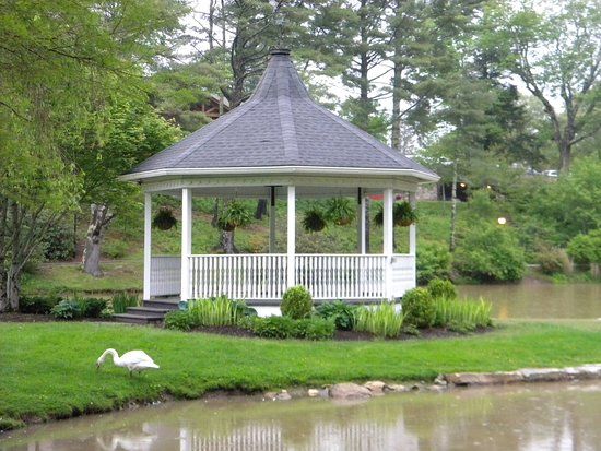 Broyhill Park