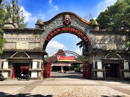 Taman Sriwedari