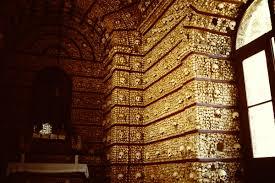 Iglesia del Carmen y Capilla de los Huesos