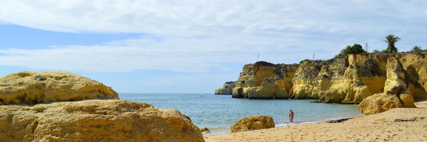 Vale do Olival Beach