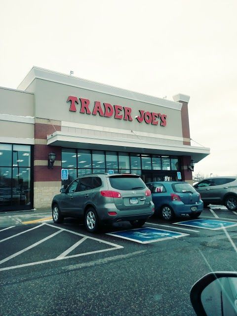 Woodbury Lakes Mall