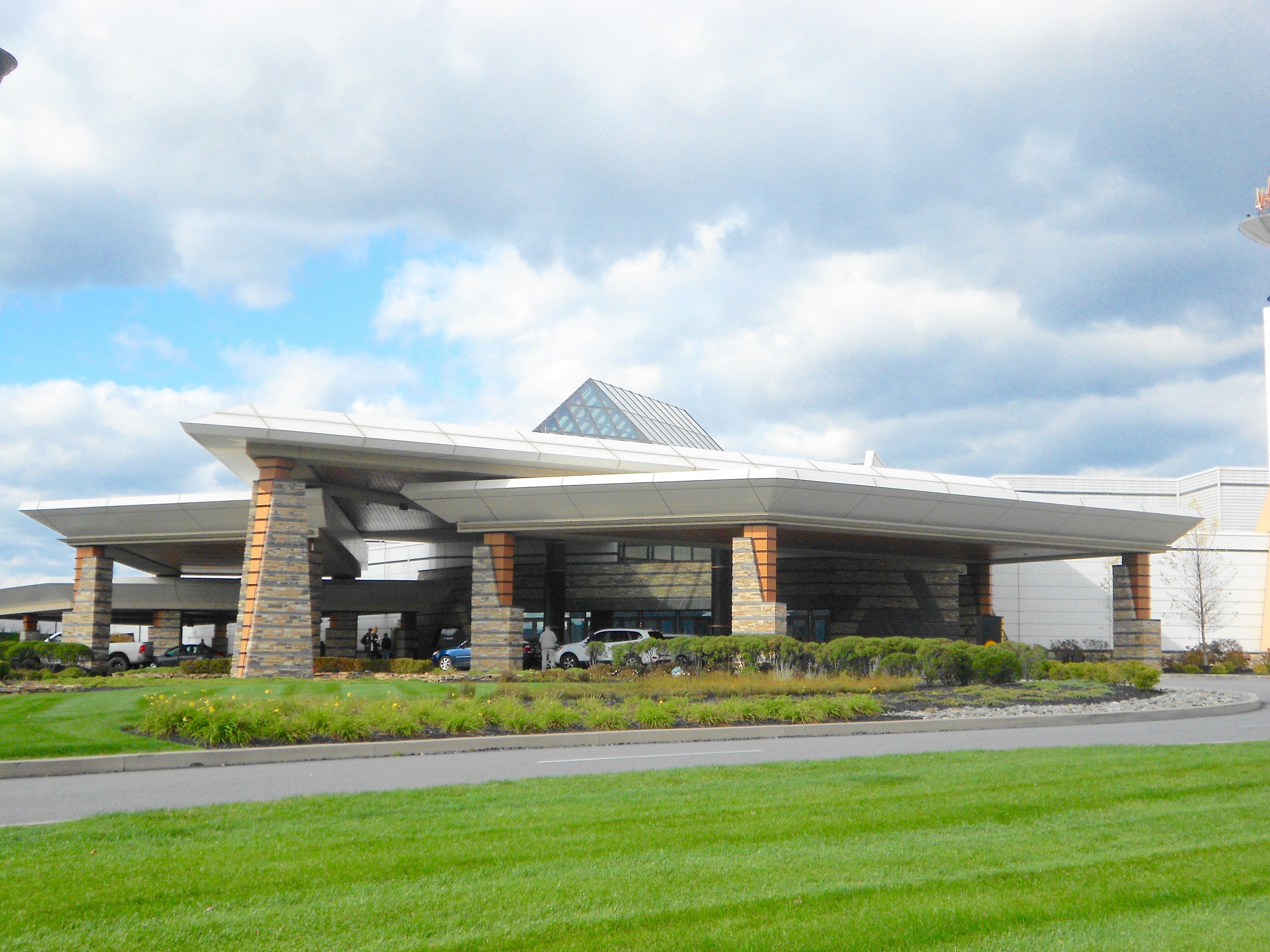 Mohegan Sun at Pocono Downs