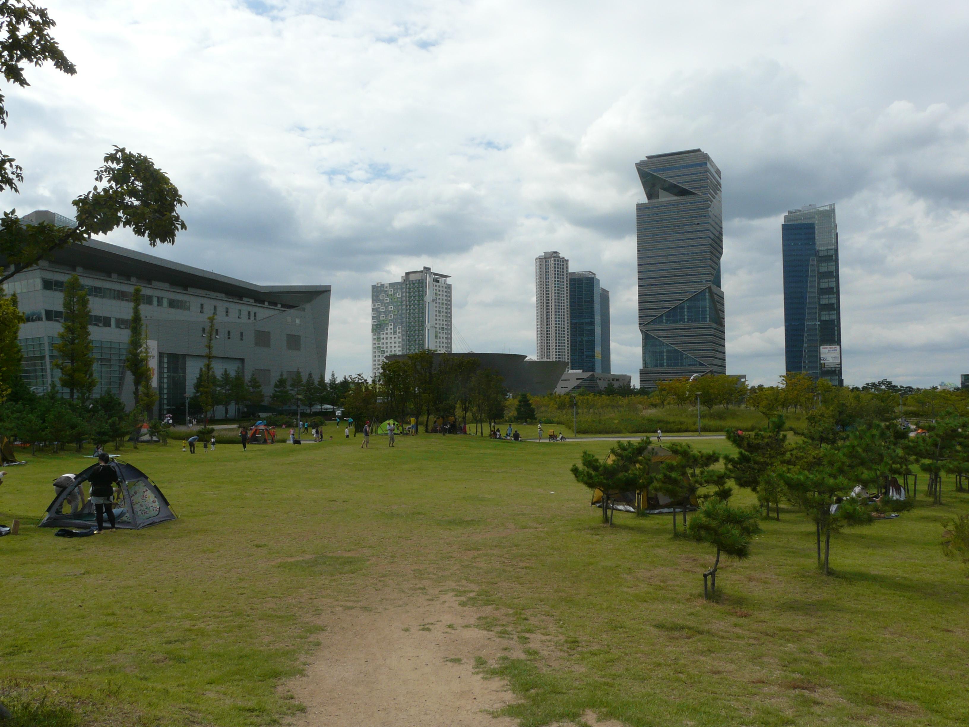 G-Tower
