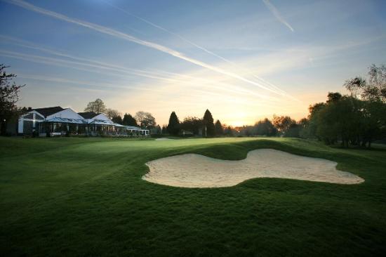 Kingswood Golf Club