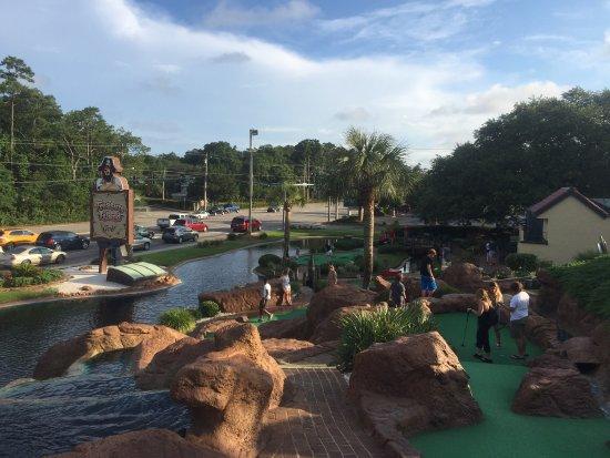 Treasure Island Mini Golf