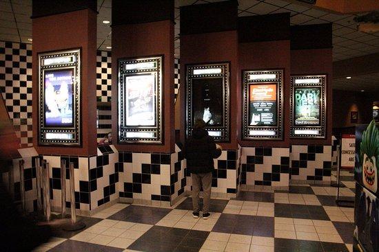 Tinseltown USA