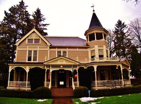 Officers' Row
