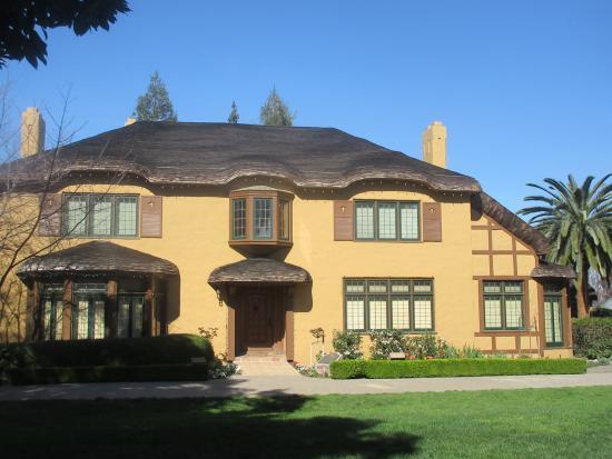 Ainsley House