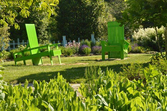 Rutgers Gardens