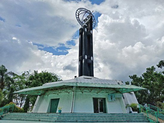 Equator Monument