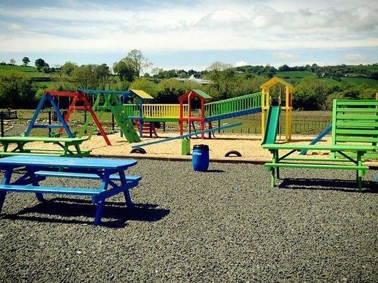 Mellon Fun Farm
