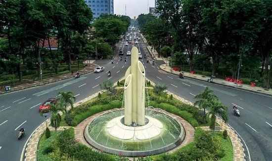 Pointed Bamboo Monument